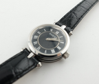 Gucci 2040L Women's Quartz Watch